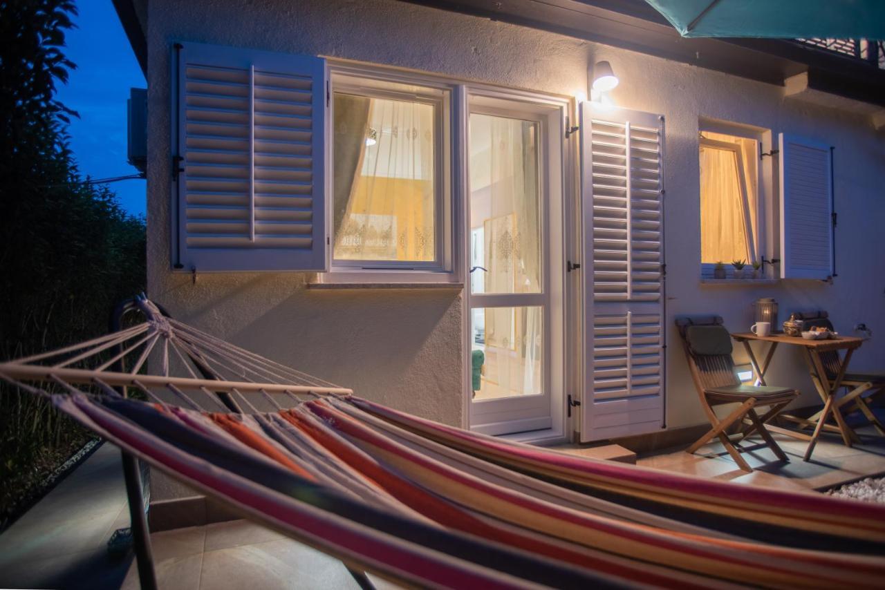 Wellness Studio D'Or - Exclusive New Apartment With Whirlpool, Sauna, Sunny Terrace, Private Parking Пореч Екстериор снимка