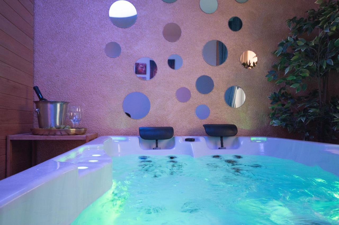 Wellness Studio D'Or - Exclusive New Apartment With Whirlpool, Sauna, Sunny Terrace, Private Parking Пореч Екстериор снимка